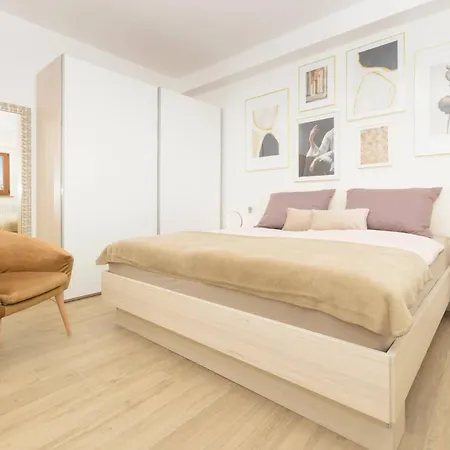 Relaxing Pool Mattuzzi In