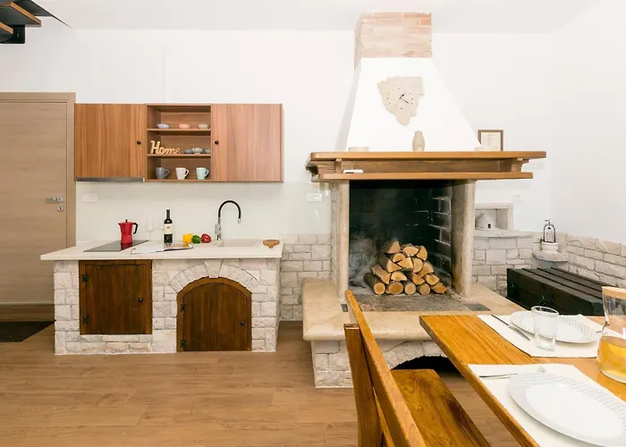 Relaxing Pool Mattuzzi In 빌라 Loborika