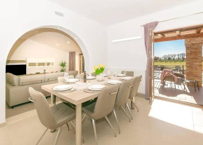 Relaxing Pool Mattuzzi In 빌라