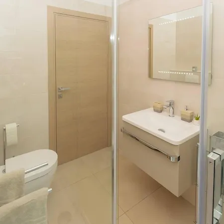 Relaxing Pool Mattuzzi In