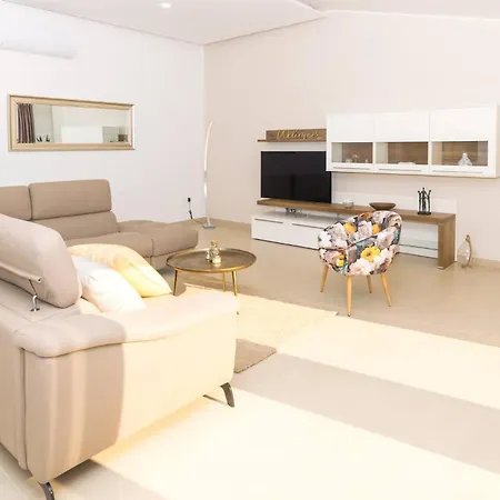 Relaxing Pool Mattuzzi In